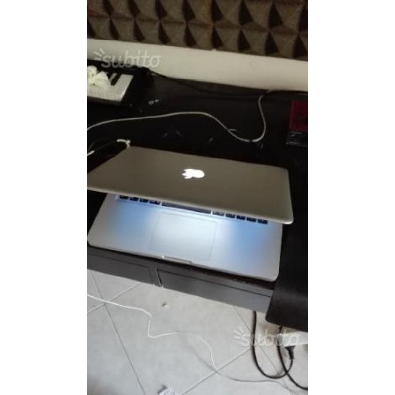 MacBook Pro 2011 (Problema Batteria)