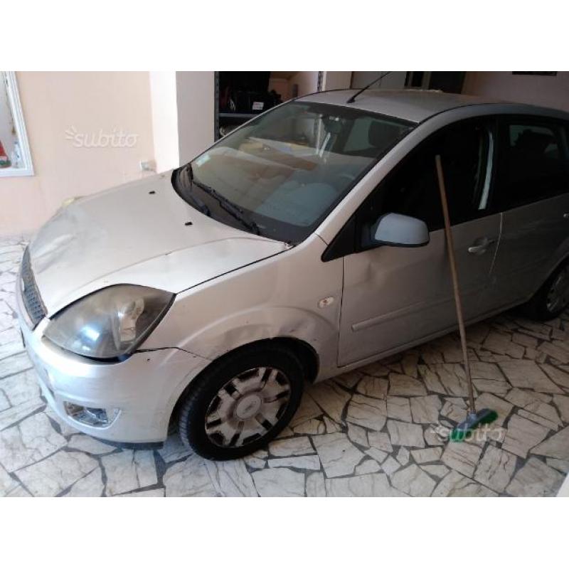Ford Fiesta 1.2 benz Full Optional Anno 2008